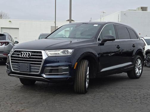 Ink Blue Metallic 2018 Audi Q7 2.0T Premium