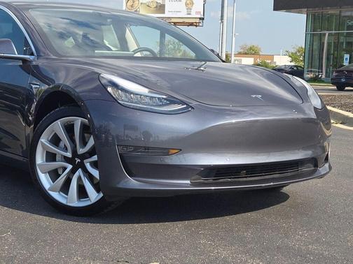 2020 Tesla Model 3 Standard Range Plus