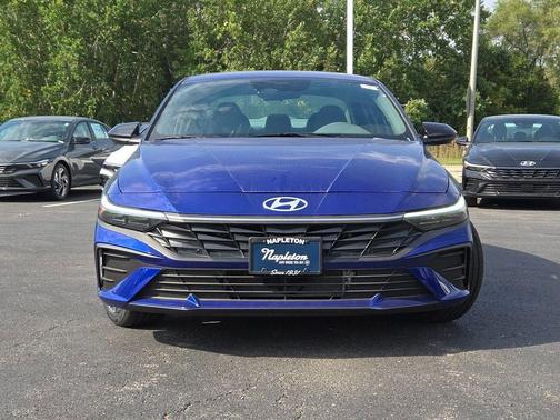 2025 Hyundai ELANTRA HEV SEL Sport