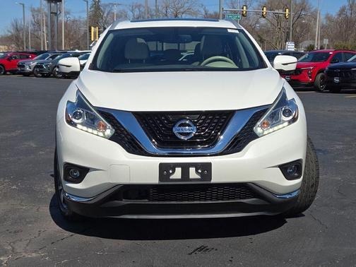 White 2018 Nissan Murano Platinum