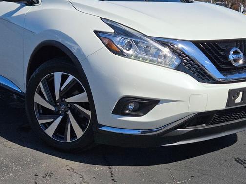 White 2018 Nissan Murano Platinum