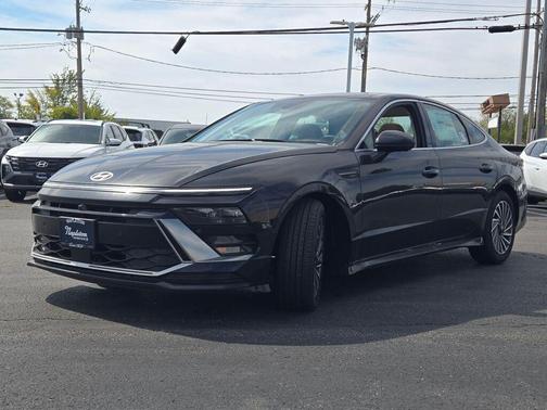 2025 Hyundai SONATA Hybrid Limited