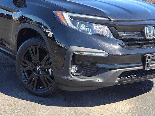 Crystal Black Pearl 2022 Honda Pilot Special Edition