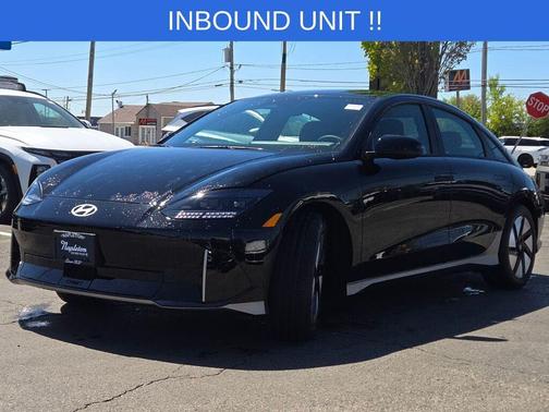Onyx Black 2025 Hyundai IONIQ 6 SE