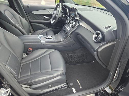 2019 Mercedes-Benz GLC 300 Base 4MATIC
