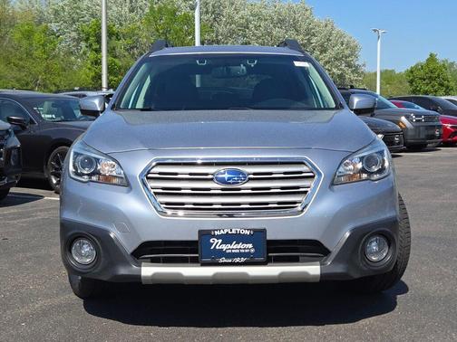 Ice Silver Metallic 2016 Subaru Outback 2.5i Limited