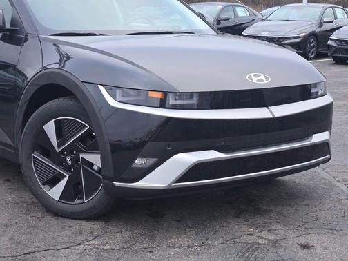 2026 Hyundai IONIQ 5 SE