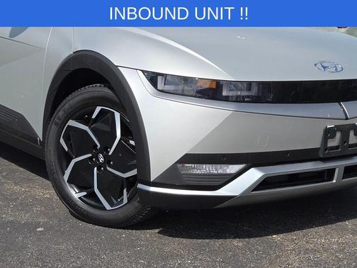 Gold 2024 Hyundai IONIQ 5 SEL