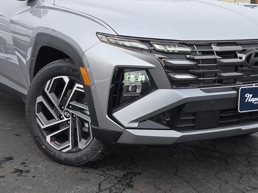 Shimmering Silver 2026 Hyundai TUCSON Limited