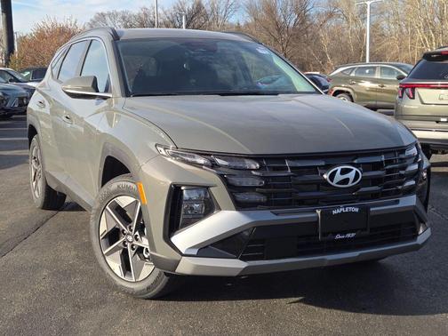 2026 Hyundai TUCSON SEL Premium