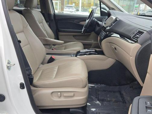 2020 Honda Pilot Elite