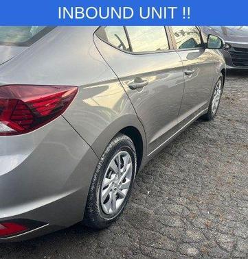 Metal 2020 Hyundai ELANTRA SE