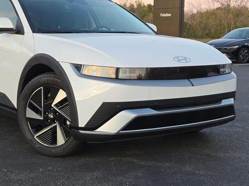 2025 Hyundai IONIQ 5 SEL