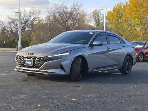 2023 Hyundai ELANTRA HEV Blue