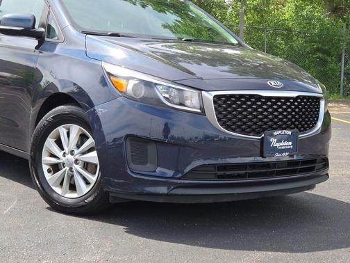 Midnight Sapphire 2017 Kia Sedona LX