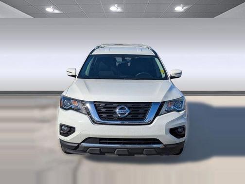 2018 Nissan Pathfinder SV