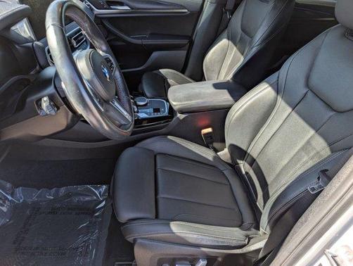 2023 BMW X3 M40i