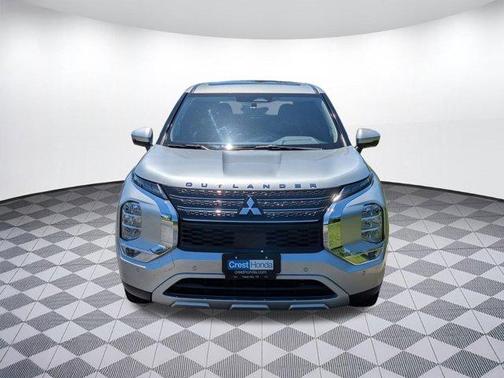 2023 Mitsubishi Outlander SE