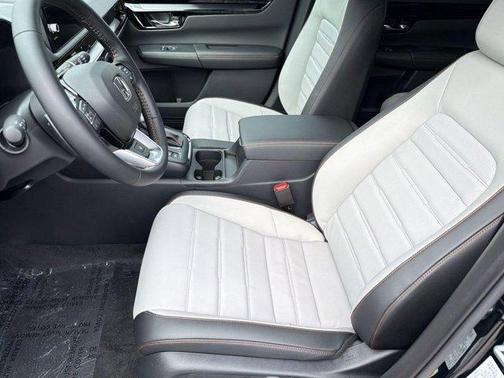 Crystal Black Pearl 2026 Honda CR-V Hybrid Sport Touring