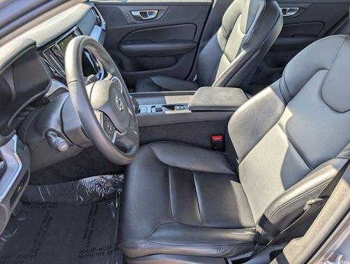 2024 Volvo S60 B5 Core Dark Theme