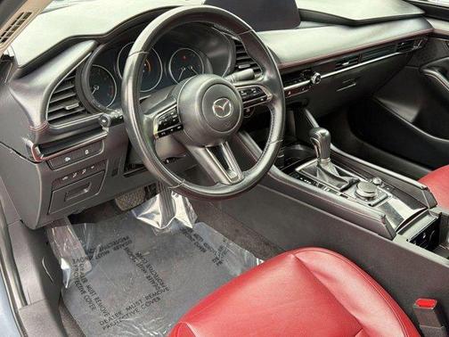 Polymetal Gray Metallic 2025 Mazda Mazda3 Carbon Edition