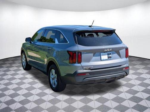 2023 Kia Sorento LX