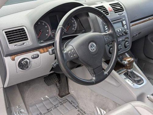 2005 Volkswagen Jetta 2.5