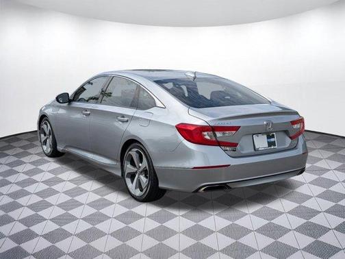 2019 Honda Accord Touring 2.0T