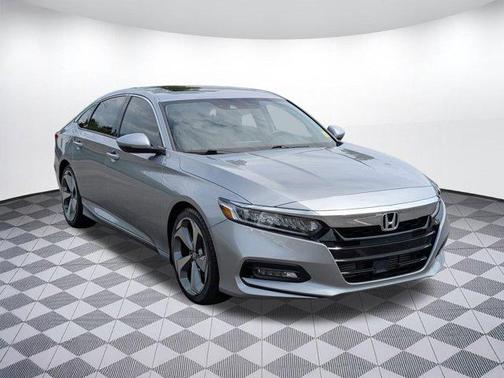 2019 Honda Accord Touring 2.0T