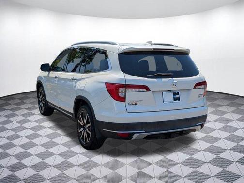 2019 Honda Pilot Touring 8-Passenger