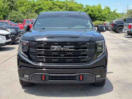 Onyx Black 2025 GMC Sierra 1500 Elevation