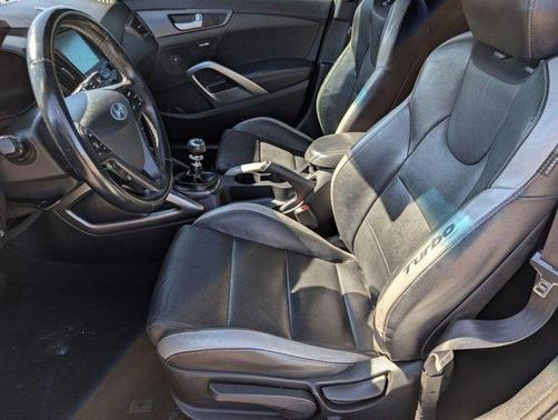 2016 Hyundai Veloster Turbo