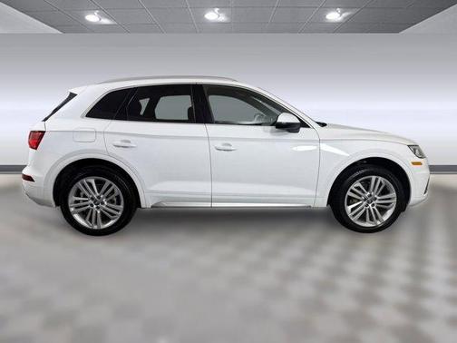2018 Audi Q5 2.0T Prestige
