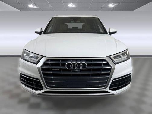 2018 Audi Q5 2.0T Prestige