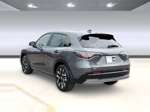 Modern Steel Metallic 2027 Honda HR-V EX-L