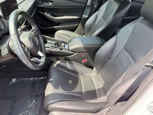 Platinum White Pearl 2023 Honda Accord Hybrid Touring