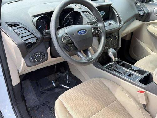 White 2018 Ford Escape SE