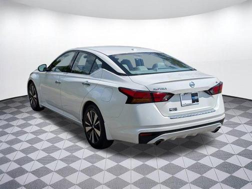 2022 Nissan Altima 2.5 SL