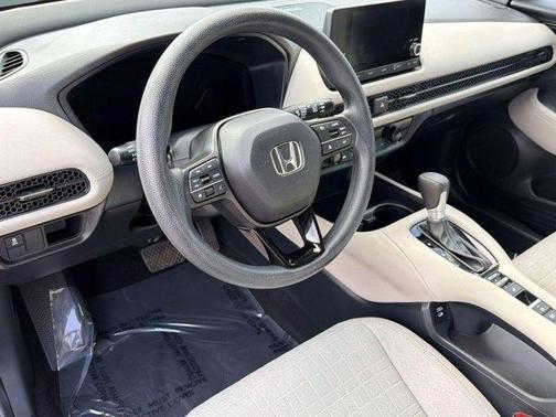 Green 2024 Honda HR-V LX