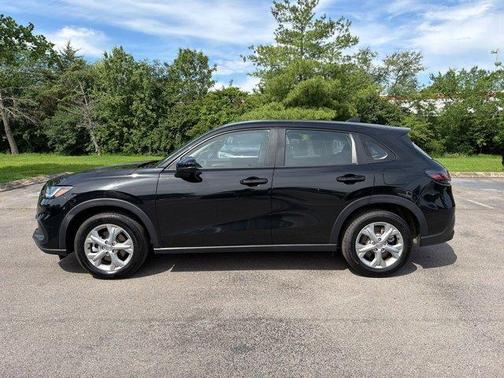 Crystal Black Pearl 2025 Honda HR-V LX