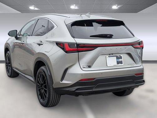 2022 Lexus NX 350h Luxury