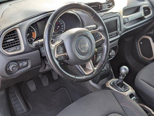 2016 Jeep Renegade 75th Anniversary