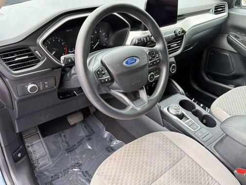Blue Metallic 2020 Ford Escape SE