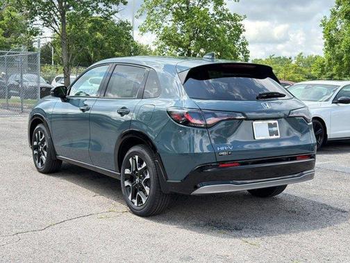 Pearl 2027 Honda HR-V EX-L