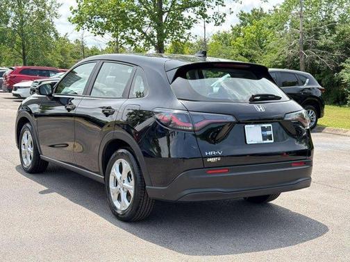 Black 2025 Honda HR-V LX