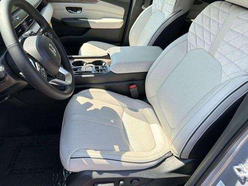 Solar Silver Metallic 2026 Honda Pilot Elite