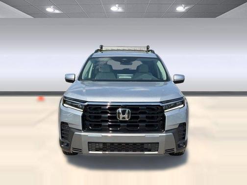 Solar Silver Metallic 2026 Honda Pilot Elite