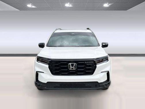 White 2025 Honda Pilot Black Edition