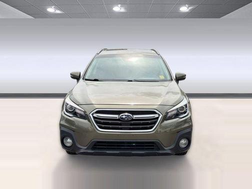 Wilderness Green Metallic 2018 Subaru Outback 2.5i Touring