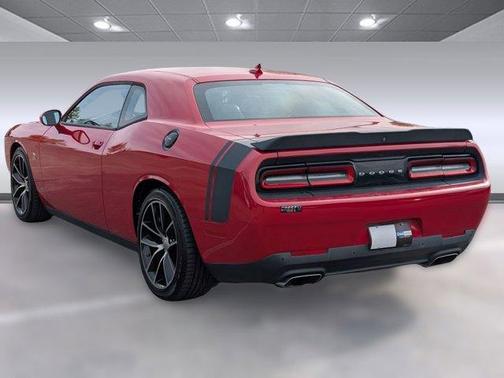 2016 Dodge Challenger R/T Scat Pack